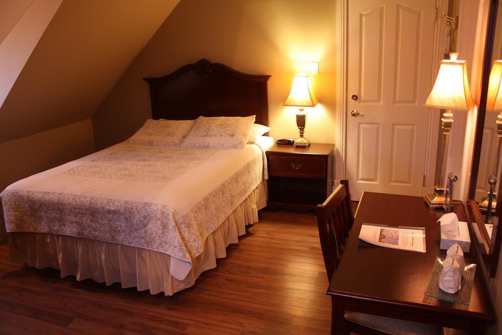 Auberge Chateau Lamontagne Sainte Anne-des-Chênes 客房 照片